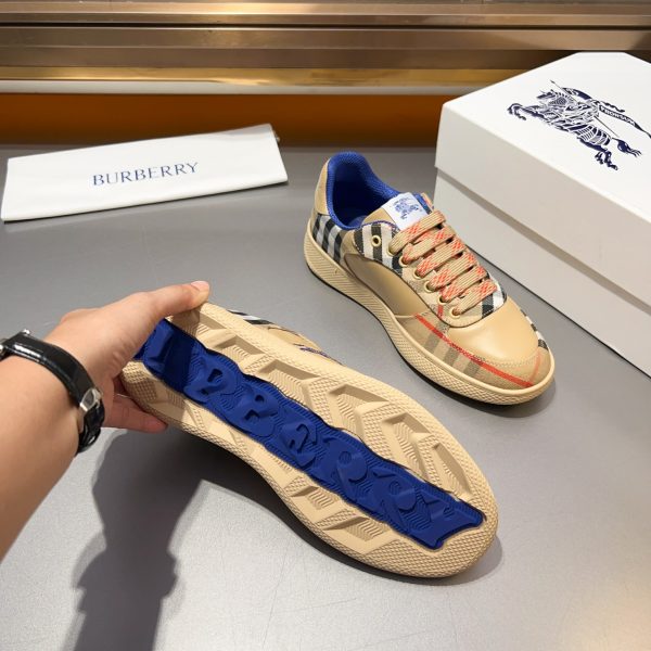 Burberry - Image 2
