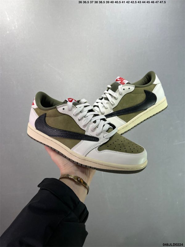Nike Air Jordan - Image 3