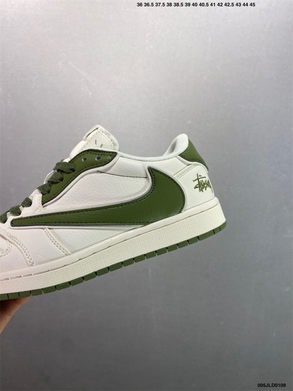 Nike Air Jordan - Image 3