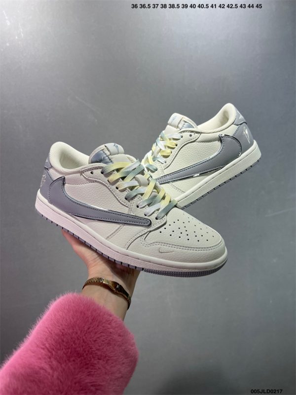 Nike Air Jordan - Image 3