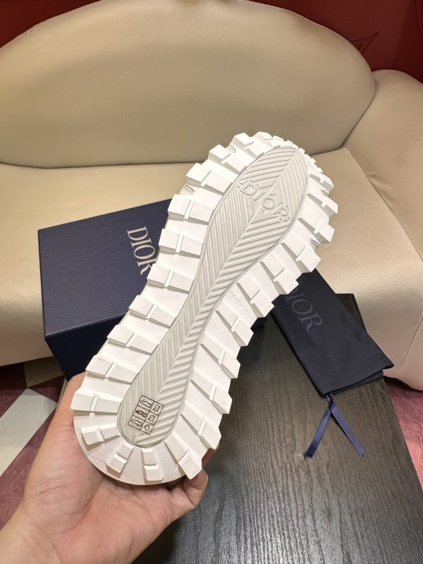 Dior - Image 2